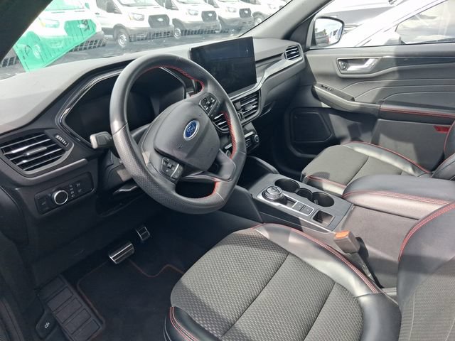 Certified 2023 Ford Escape ST-Line w/ Tech Pack #1 FWD image 4