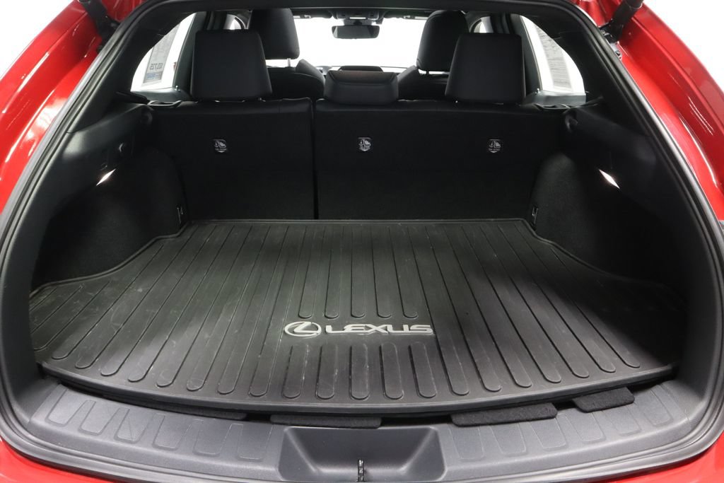 Used 2023 Lexus UX 250h AWD w/ Accessory Package (Z1) image 18