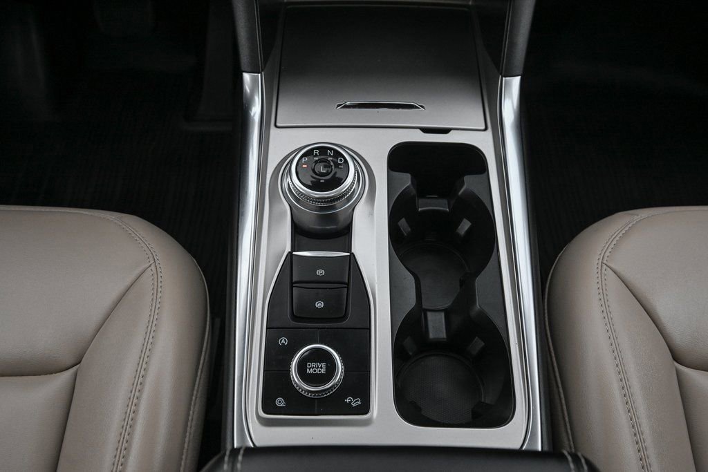 Certified 2023 Ford Explorer XLT w/ Equipment Group 202A image 38