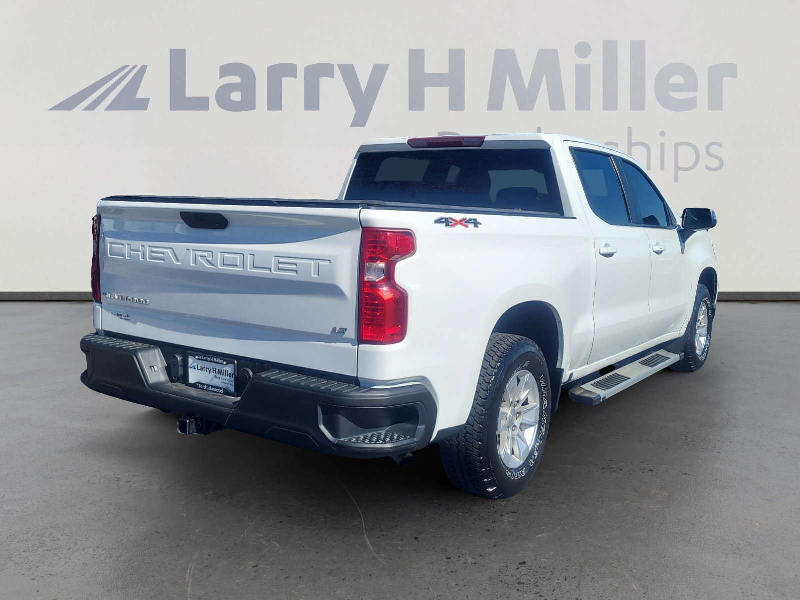 Used 2020 Chevrolet Silverado 1500 LT w/ Convenience Package image 5
