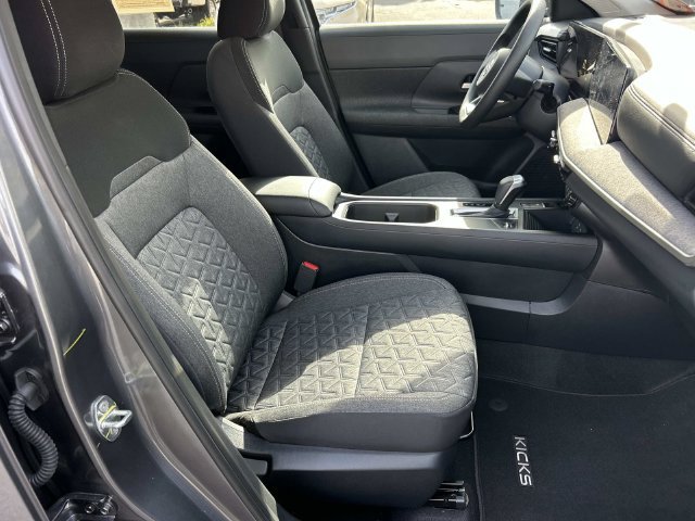 Used 2026 Nissan Kicks SV w/ Cold Weather Package FWD image 26