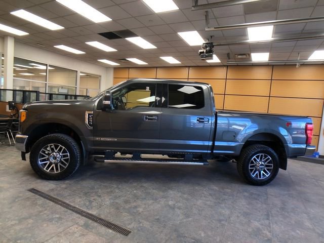 Certified 2017 Ford F250 Lariat w/ Chrome Package image 2