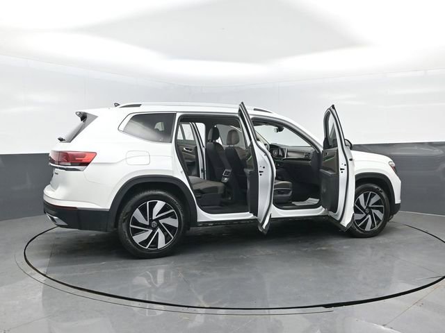 Used 2024 Volkswagen Atlas SEL AWD/4WD image 30