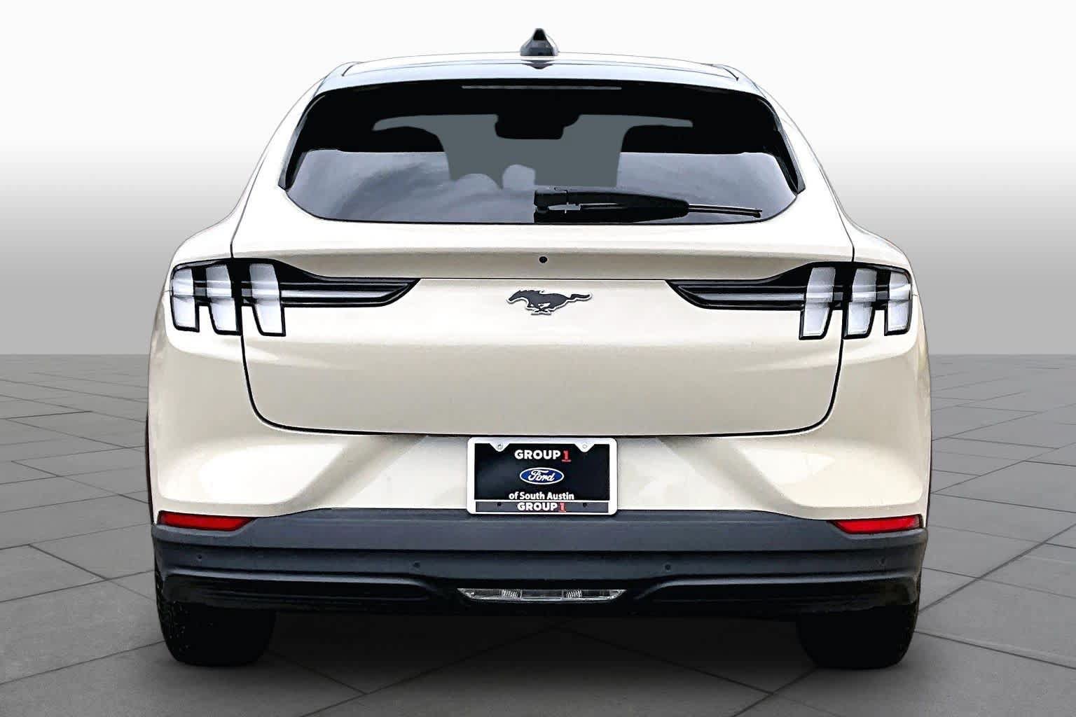 Certified 2025 Ford Mustang Mach-E Select w/ Comfort Package Lite RWD image 4