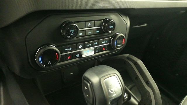 Certified 2024 Ford Bronco Big Bend AWD/4WD image 17
