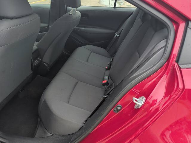 Used 2025 Toyota Corolla LE FWD image 11