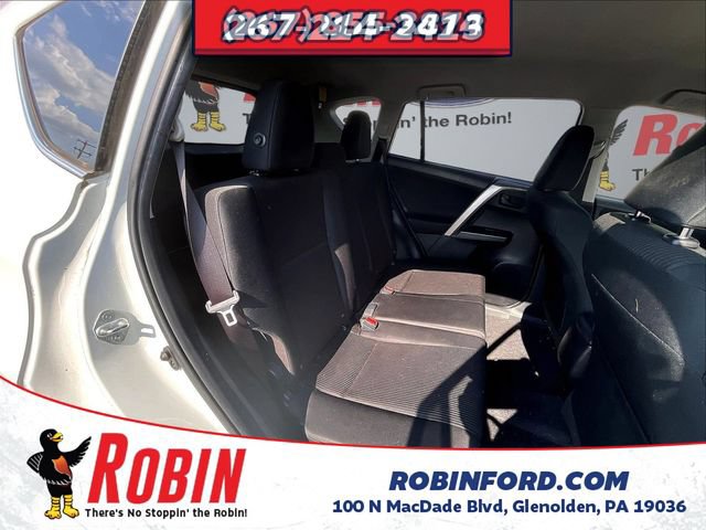 Used 2018 Toyota RAV4 LE w/ All Weather Liner Package AWD/4WD image 26