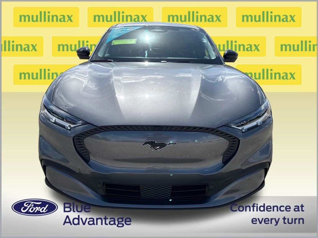 Certified 2023 Ford Mustang Mach-E Select w/ Comfort Package Lite image 6
