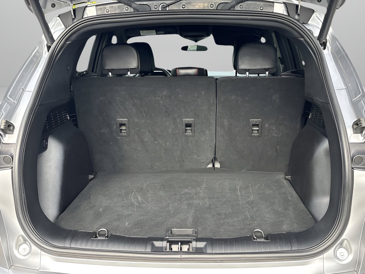 Certified 2023 Ford Escape ST-Line w/ Cold Weather Package image 28