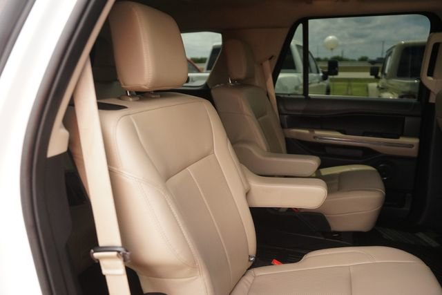 Certified 2022 Ford Expedition XLT RWD image 18