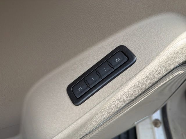 Used 2020 GMC Yukon Denali w/ Open Road Package AWD/4WD image 28
