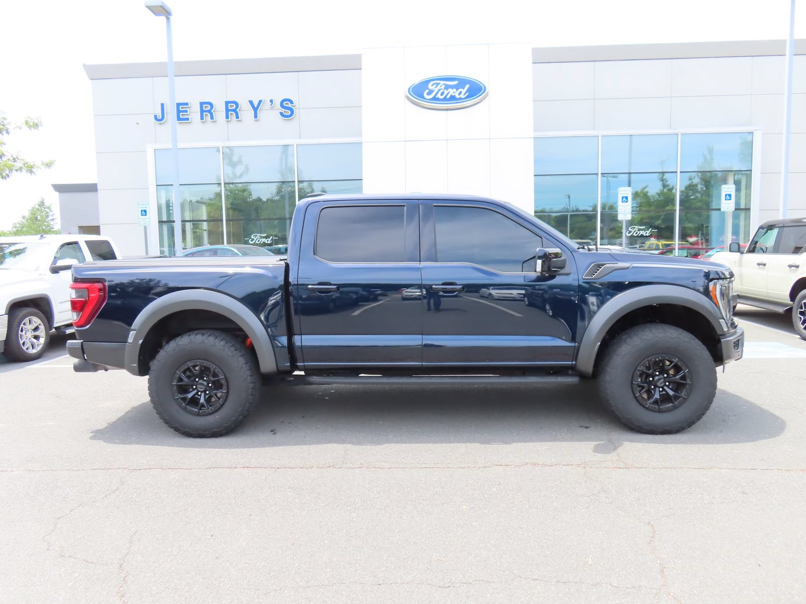 Certified 2023 Ford F150 Raptor AWD/4WD image 4