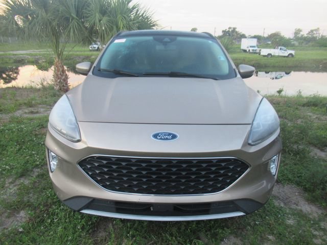 Certified 2020 Ford Escape Titanium FWD image 2