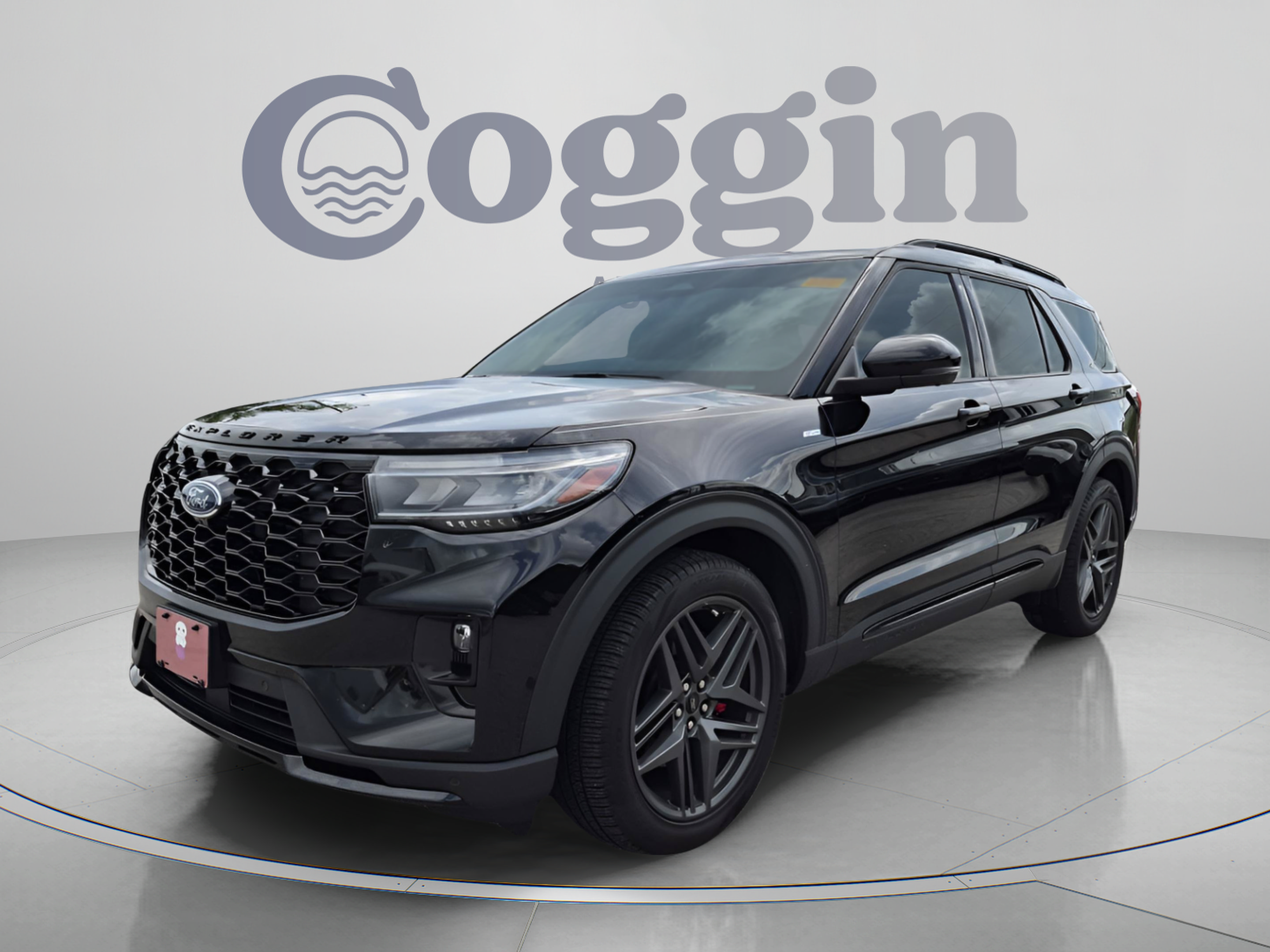Certified 2025 Ford Explorer ST-Line w/ Premium Package RWD image 2