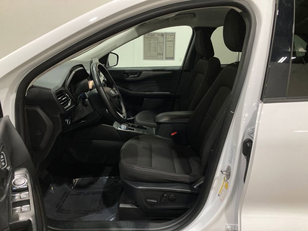 Certified 2024 Ford Escape Active image 19