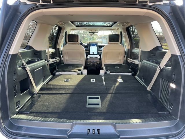 Certified 2023 Ford Expedition Platinum image 31