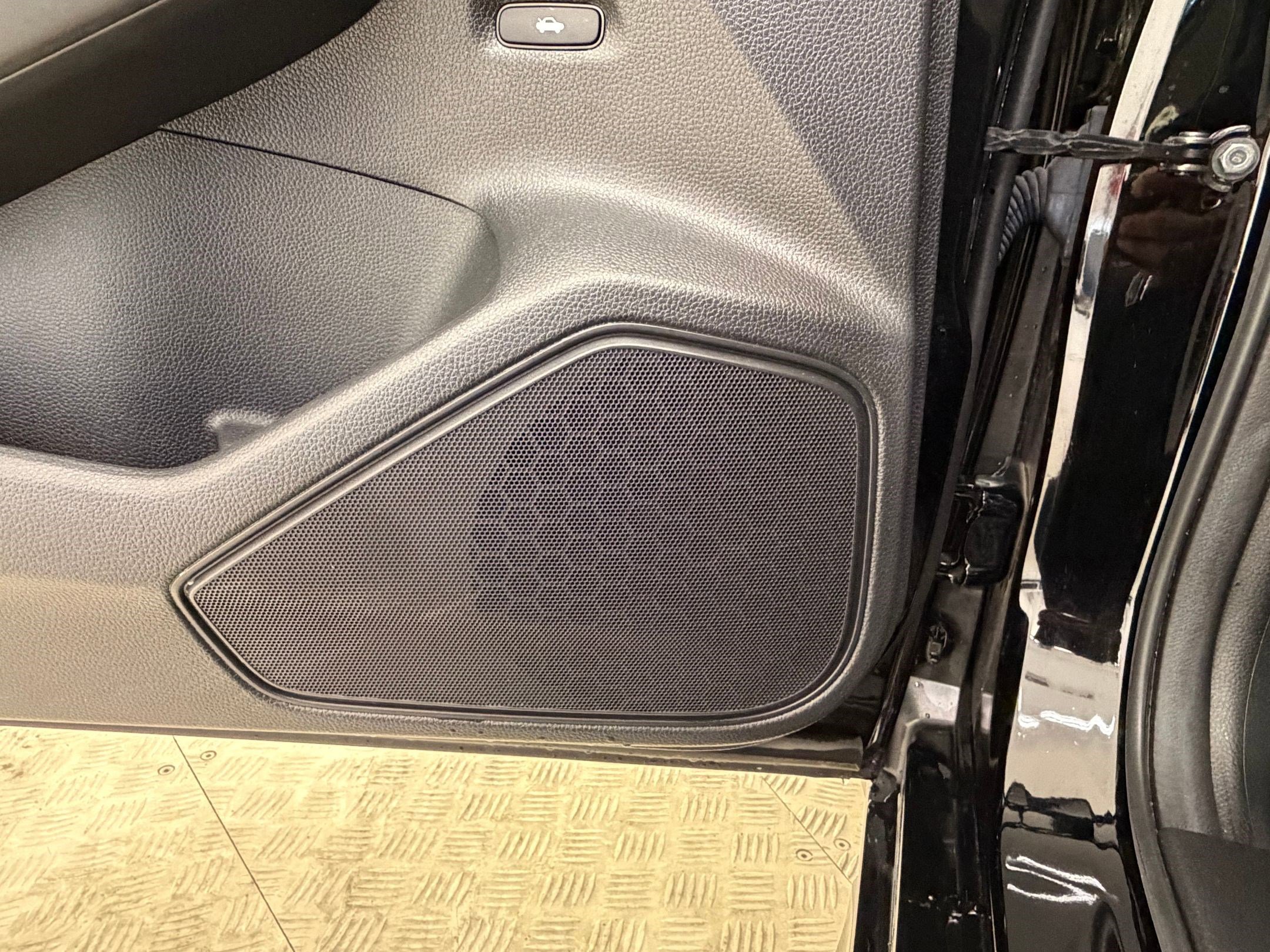 Used 2024 Honda Civic Touring image 30