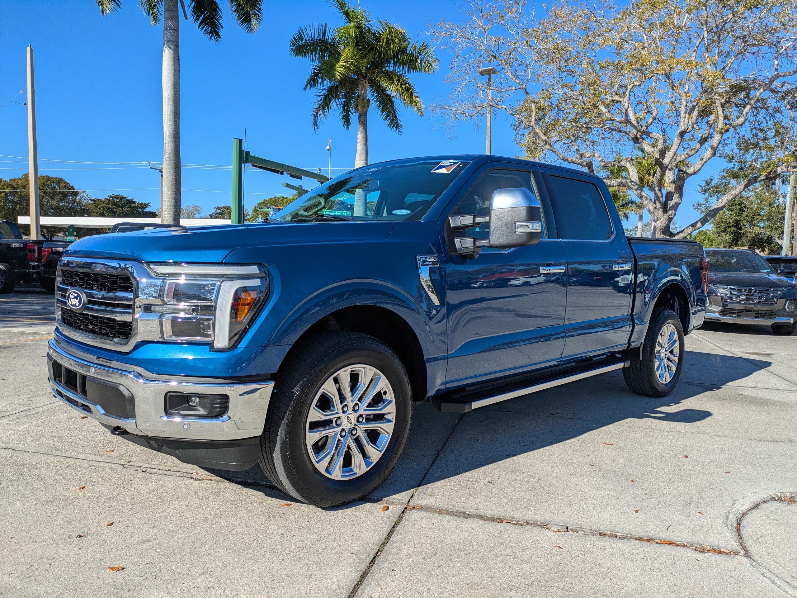 Certified 2025 Ford F150 Lariat w/ Equipment Group 501A Mid AWD/4WD image 7