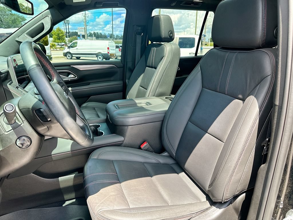 Used 2024 Chevrolet Tahoe RST w/ Luxury Package RWD image 8
