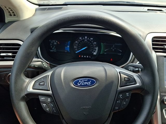 Certified 2020 Ford Fusion SE FWD image 19