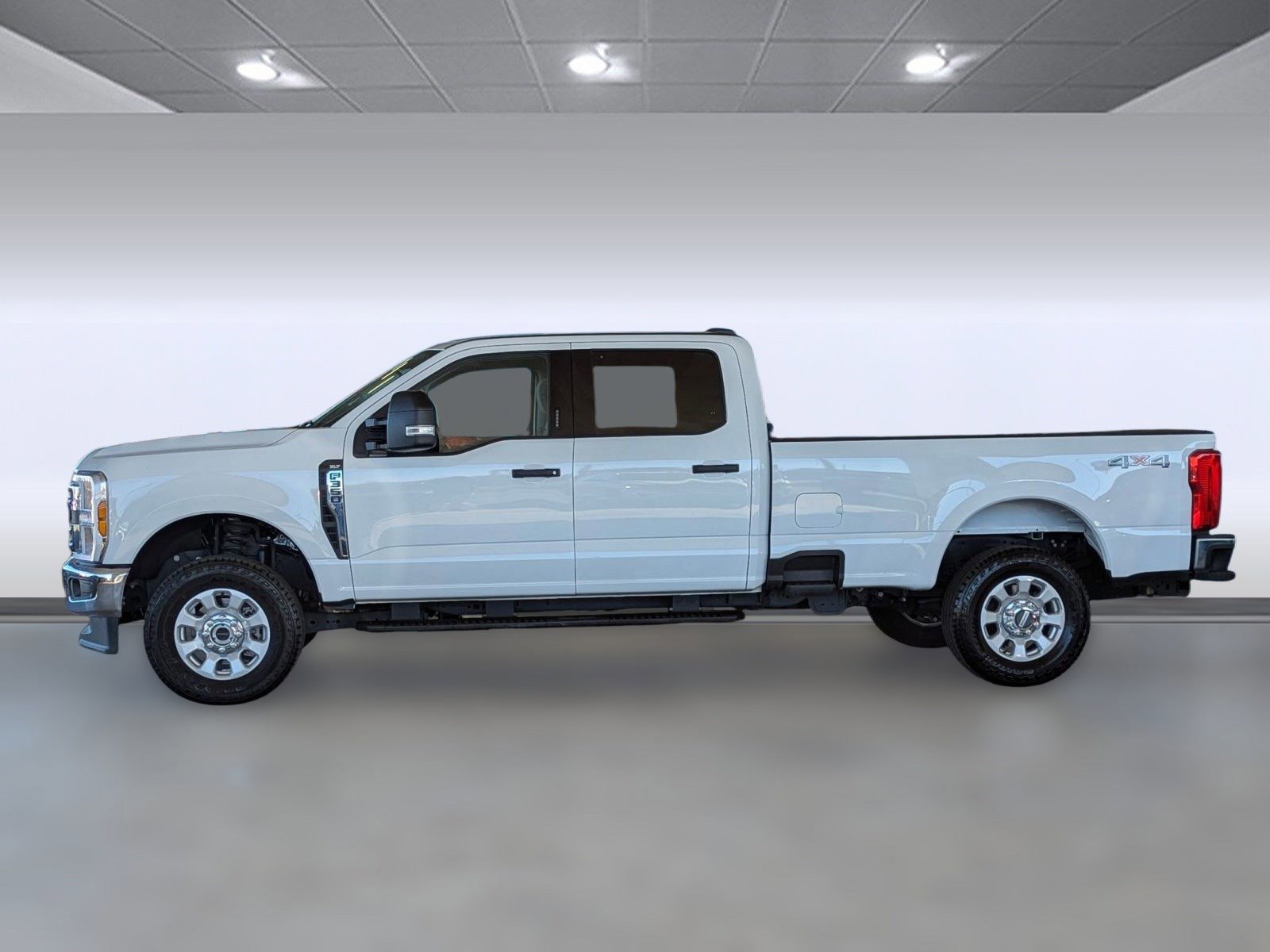 Certified 2024 Ford F350 XLT w/ Snow Plow Prep Package image 2