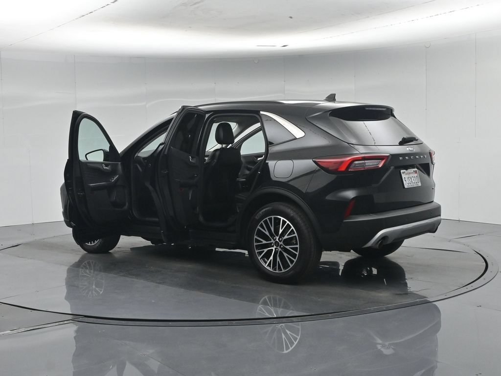 Certified 2023 Ford Escape SE FWD image 36
