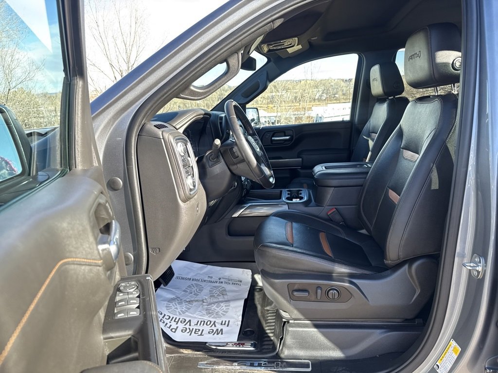 Used 2022 GMC Sierra 1500 AT4 w/ AT4 Preferred Package image 13
