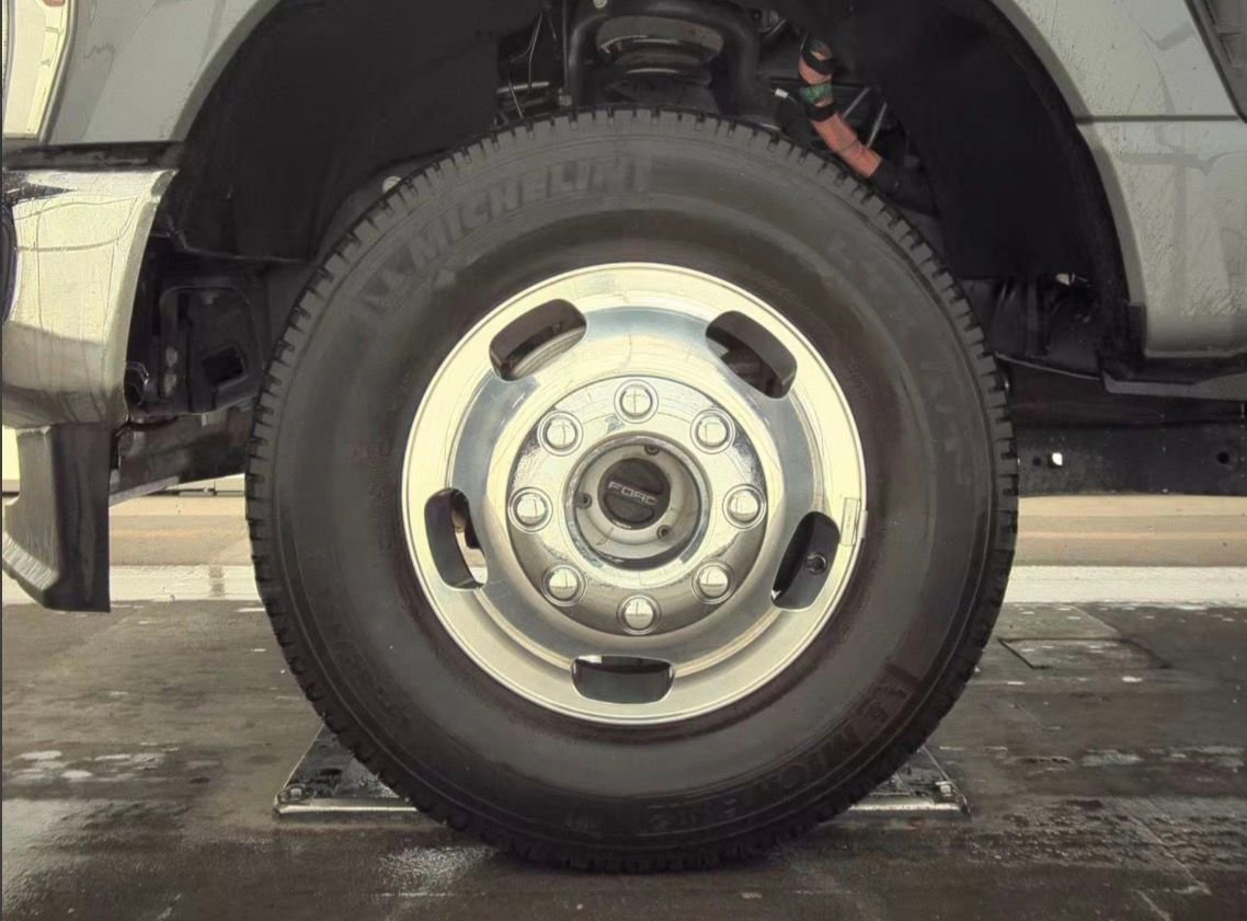 Certified 2025 Ford F350 XL w/ 360-Degree Camera Package image 5