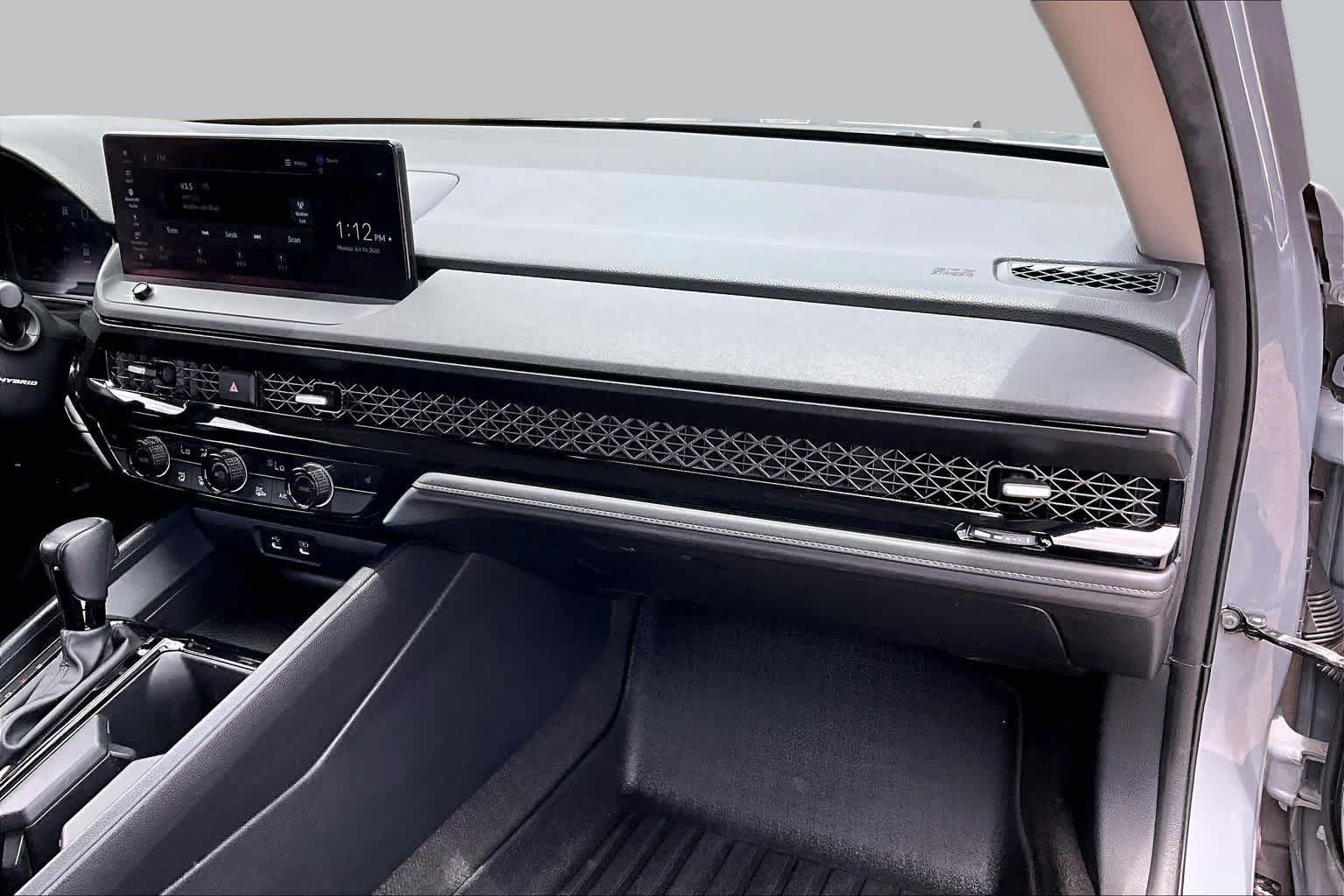 Used 2024 Honda Accord EX-L image 19