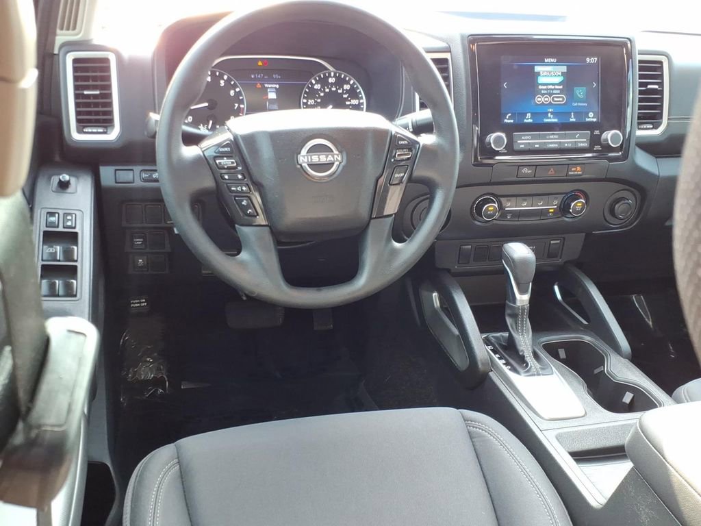 Used 2023 Nissan Frontier SV RWD image 12