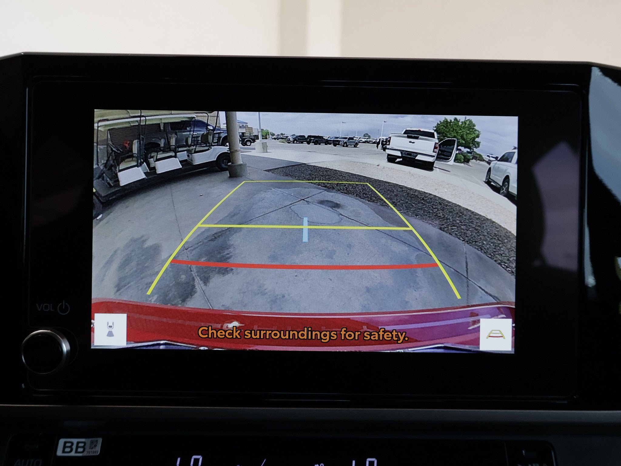 Used 2025 Toyota Camry LE FWD image 31