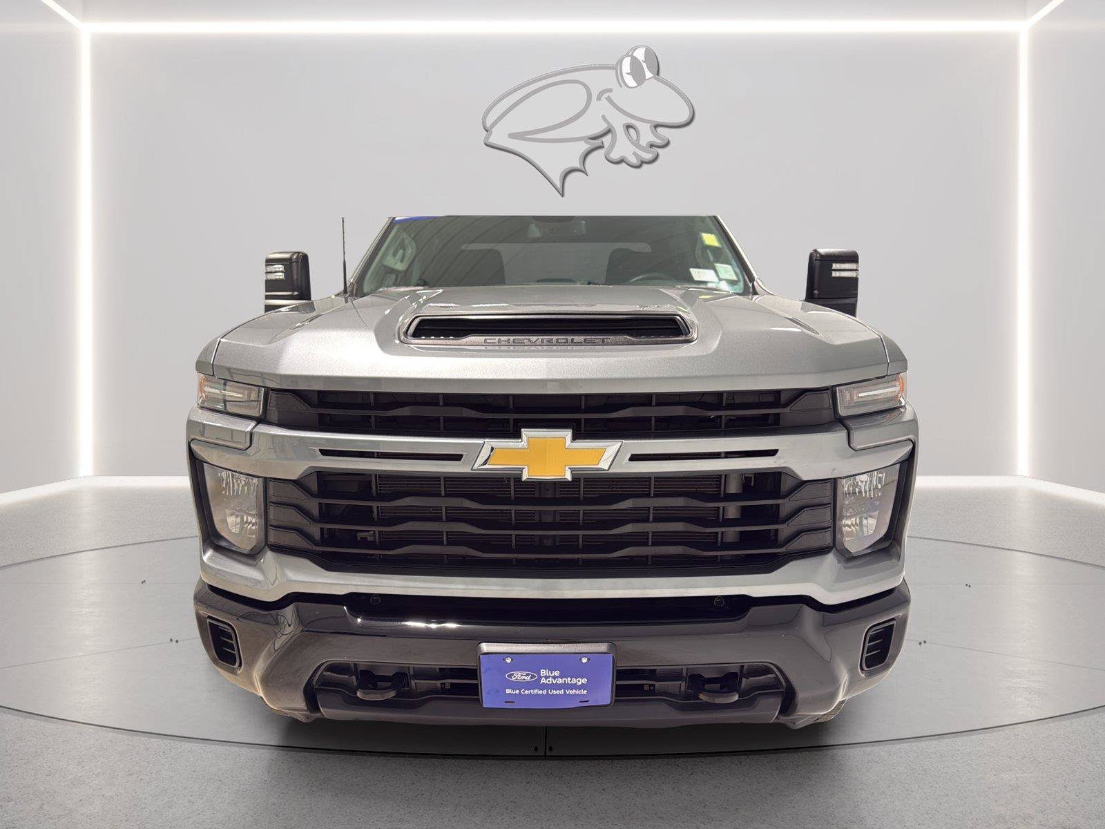 Used 2024 Chevrolet Silverado 2500 Custom w/ Custom Value Package AWD/4WD image 10