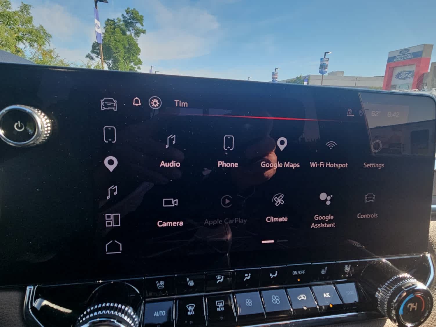 Used 2023 GMC Canyon Denali image 16