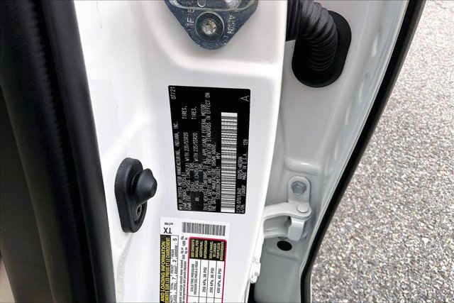 Used 2021 Toyota Highlander Limited AWD/4WD image 36