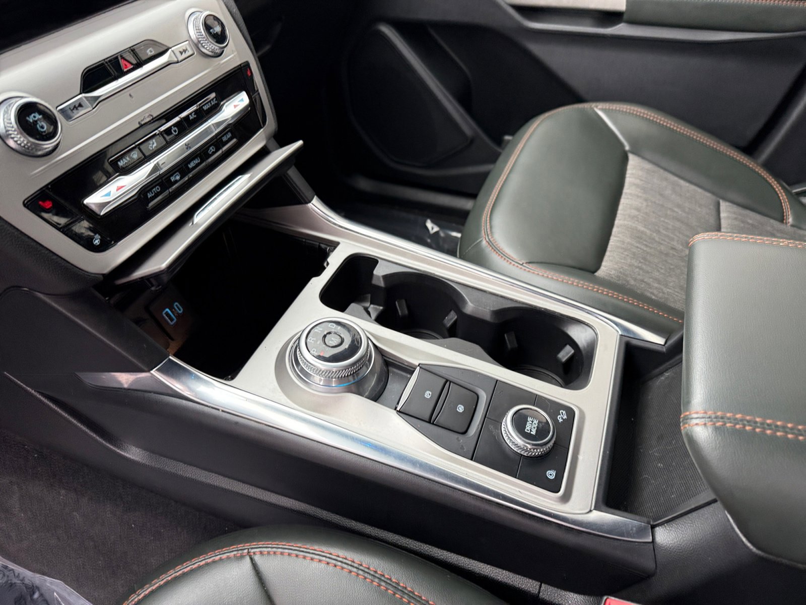 Certified 2022 Ford Explorer Timberline image 13