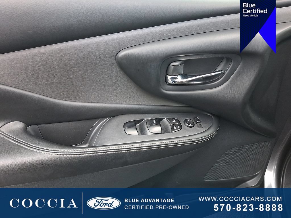 Used 2019 Nissan Murano S AWD/4WD image 12