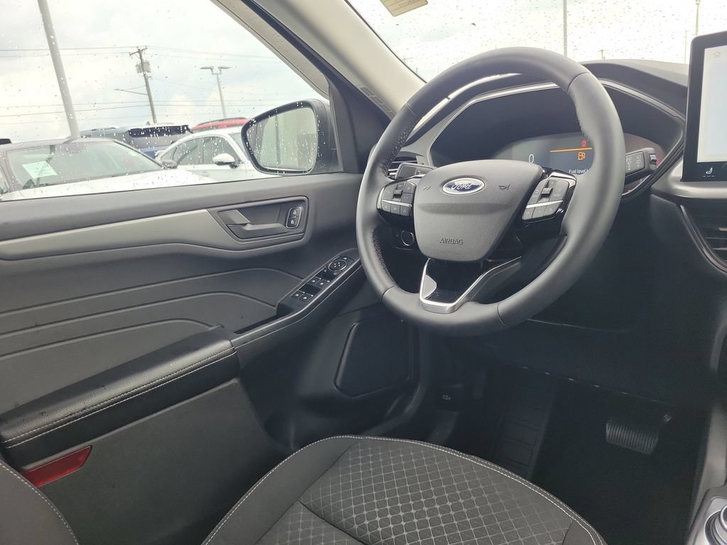 Certified 2023 Ford Escape Active w/ Tech Pack #1 AWD/4WD image 13