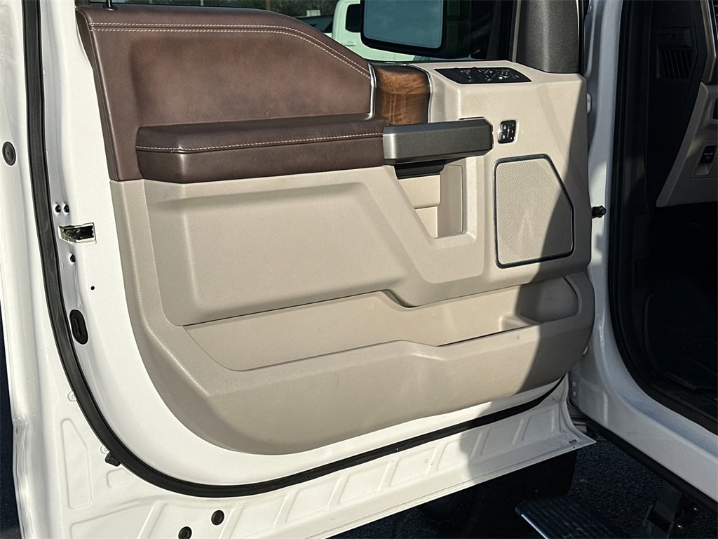 Certified 2019 Ford F150 Limited w/ Trailer Tow Package image 10