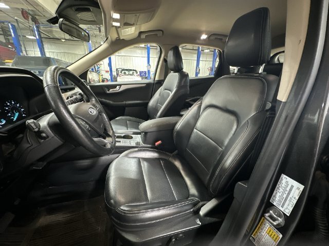 Certified 2020 Ford Escape SEL AWD/4WD image 17
