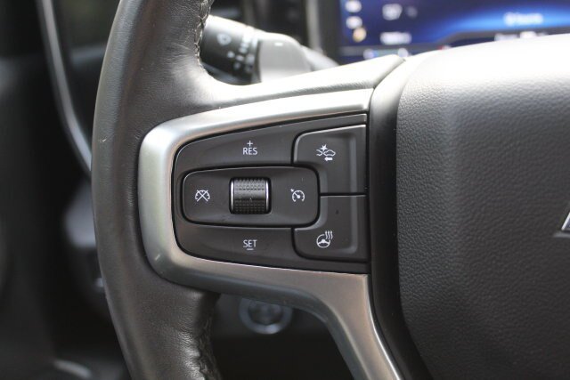 Used 2023 Chevrolet Silverado 1500 LTZ AWD/4WD image 31