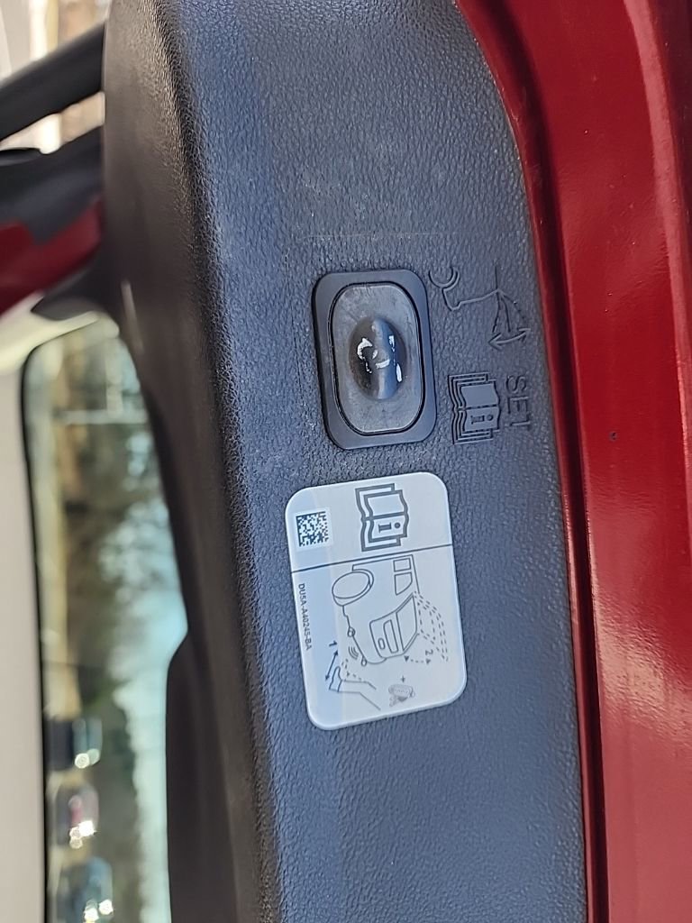 Certified 2019 Ford Escape Titanium w/ U9j03 - Titanium Tow Package image 12