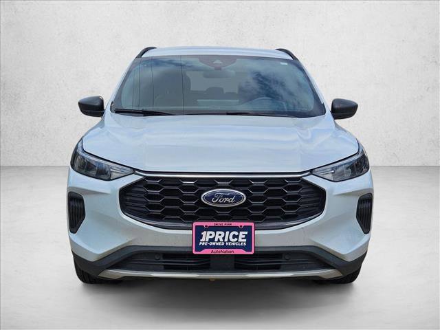 Certified 2025 Ford Escape ST-Line w/ Tech Pack #1 FWD image 2