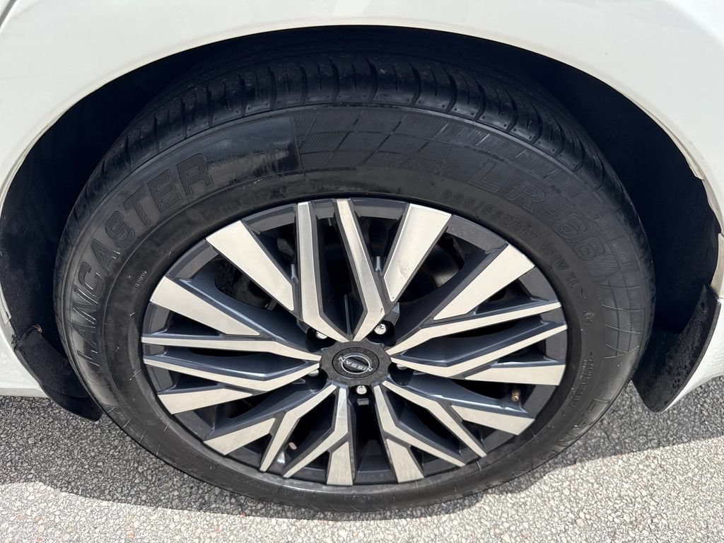 Used 2023 Nissan Altima 2.5 SV FWD image 11