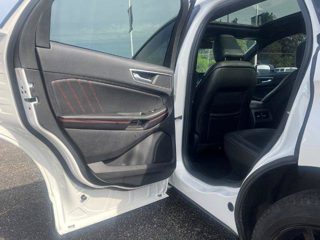 Certified 2022 Ford Edge ST-Line w/ Class II Trailer Tow Package AWD/4WD image 28