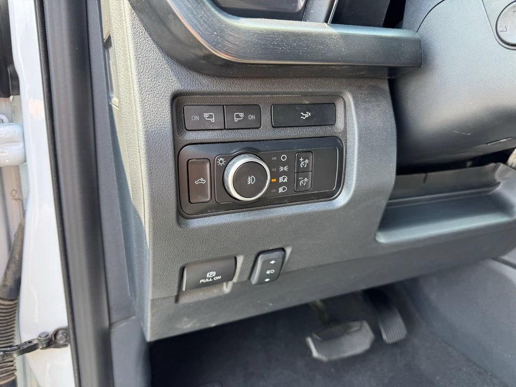 Certified 2024 Ford F350 Lariat w/ FX4 Off-Road Package AWD/4WD image 4