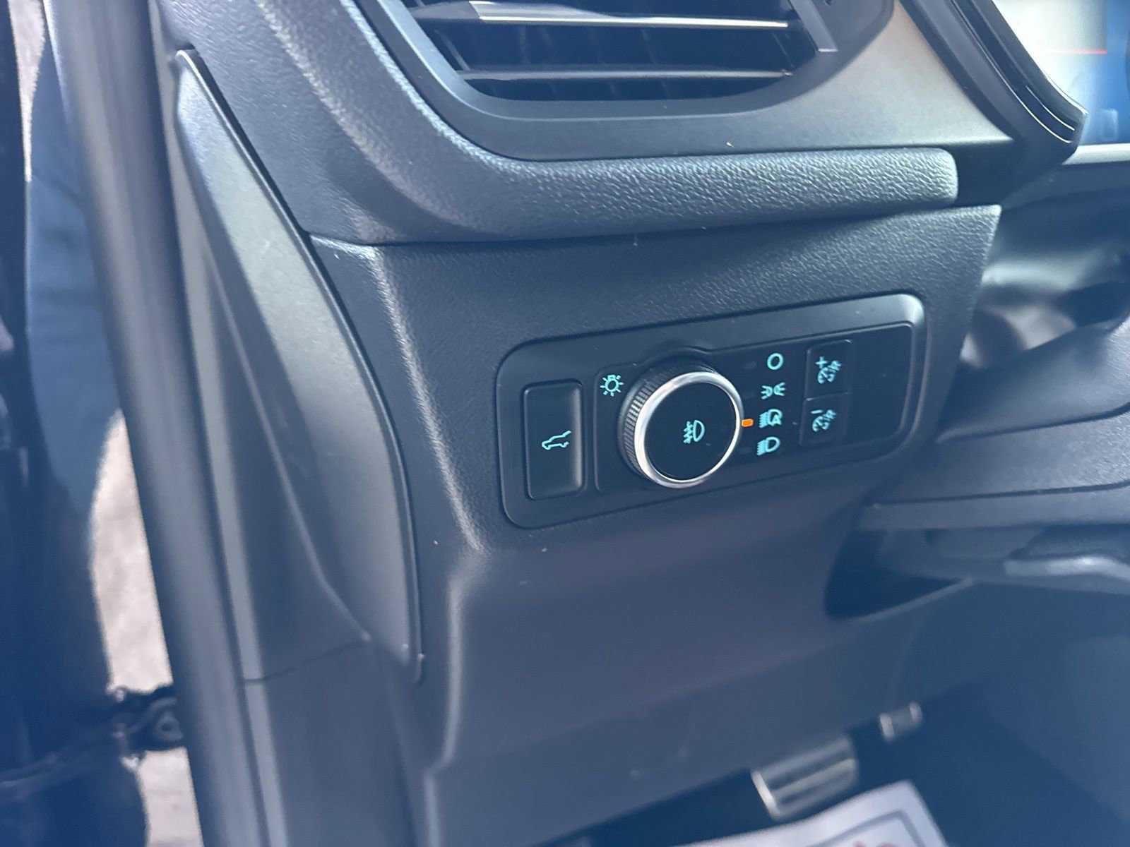 Certified 2024 Ford Escape ST-Line Select w/ Tech Pack #2 image 27