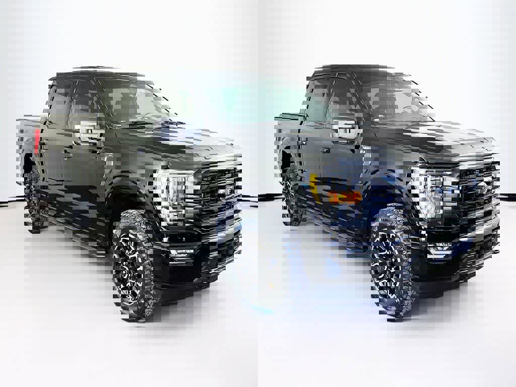 Certified 2022 Ford F150 XLT w/ Equipment Group 302A High image 7