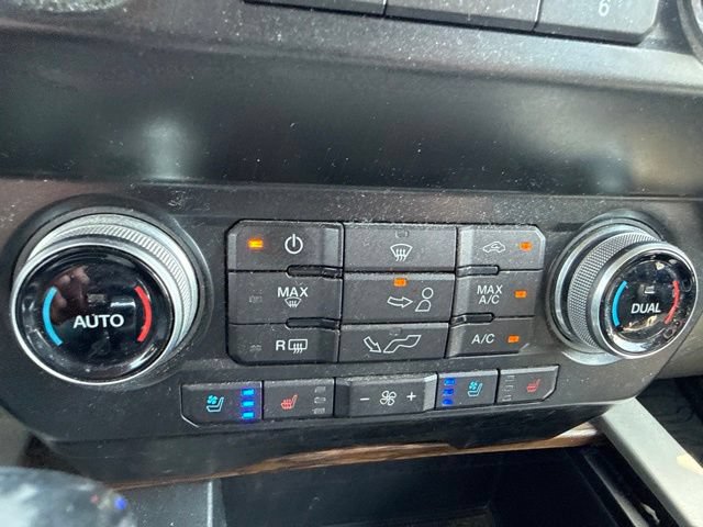 Certified 2019 Ford F150 Lariat w/ Equipment Group 502A Luxury AWD/4WD image 32