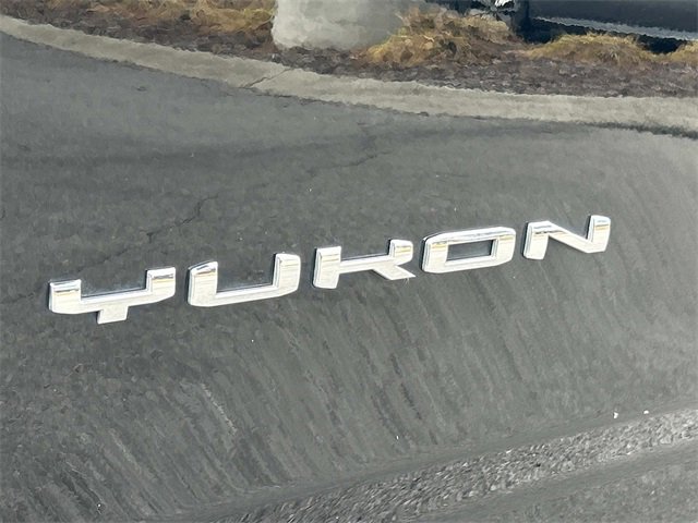 Used 2021 GMC Yukon XL SLT image 11