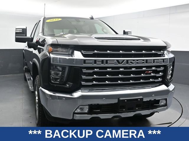 Used 2022 Chevrolet Silverado 2500 LTZ w/ LTZ Plus Package AWD/4WD video 4